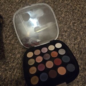 Marc Jacobs Multi-Color Eyeshadow Palette